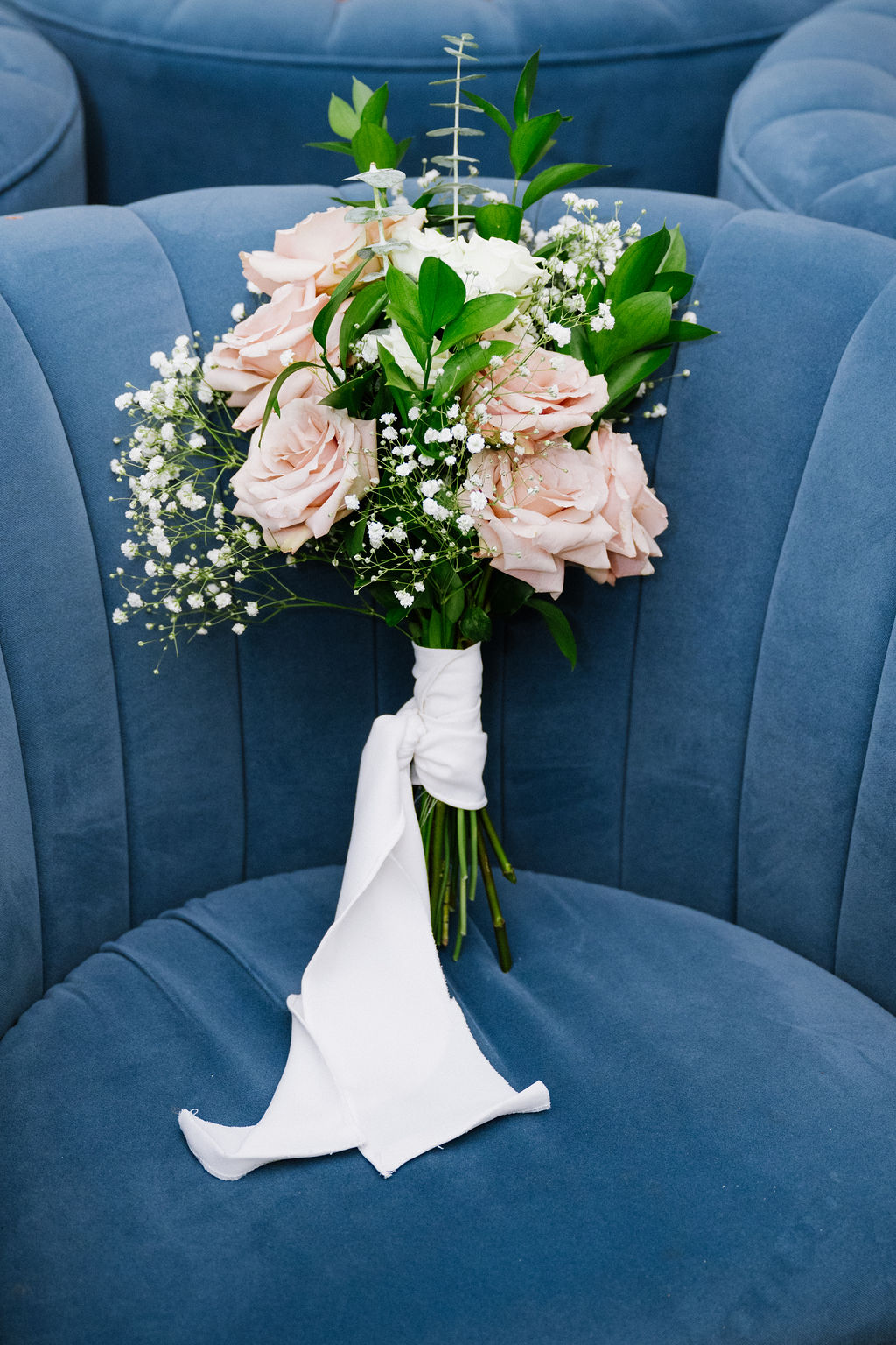 wedding bouquet inspiration, blush and white bridal bouquet 