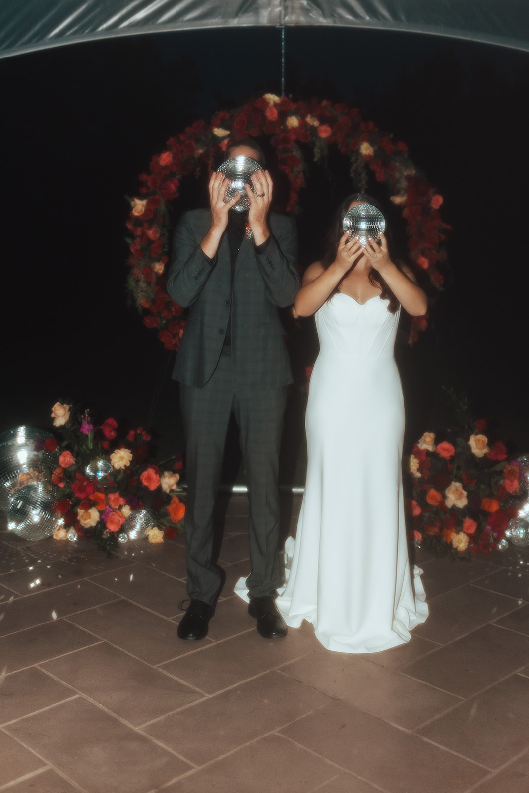 trendy wedding photography, unique wedding portraits, retro wedding with disco balls