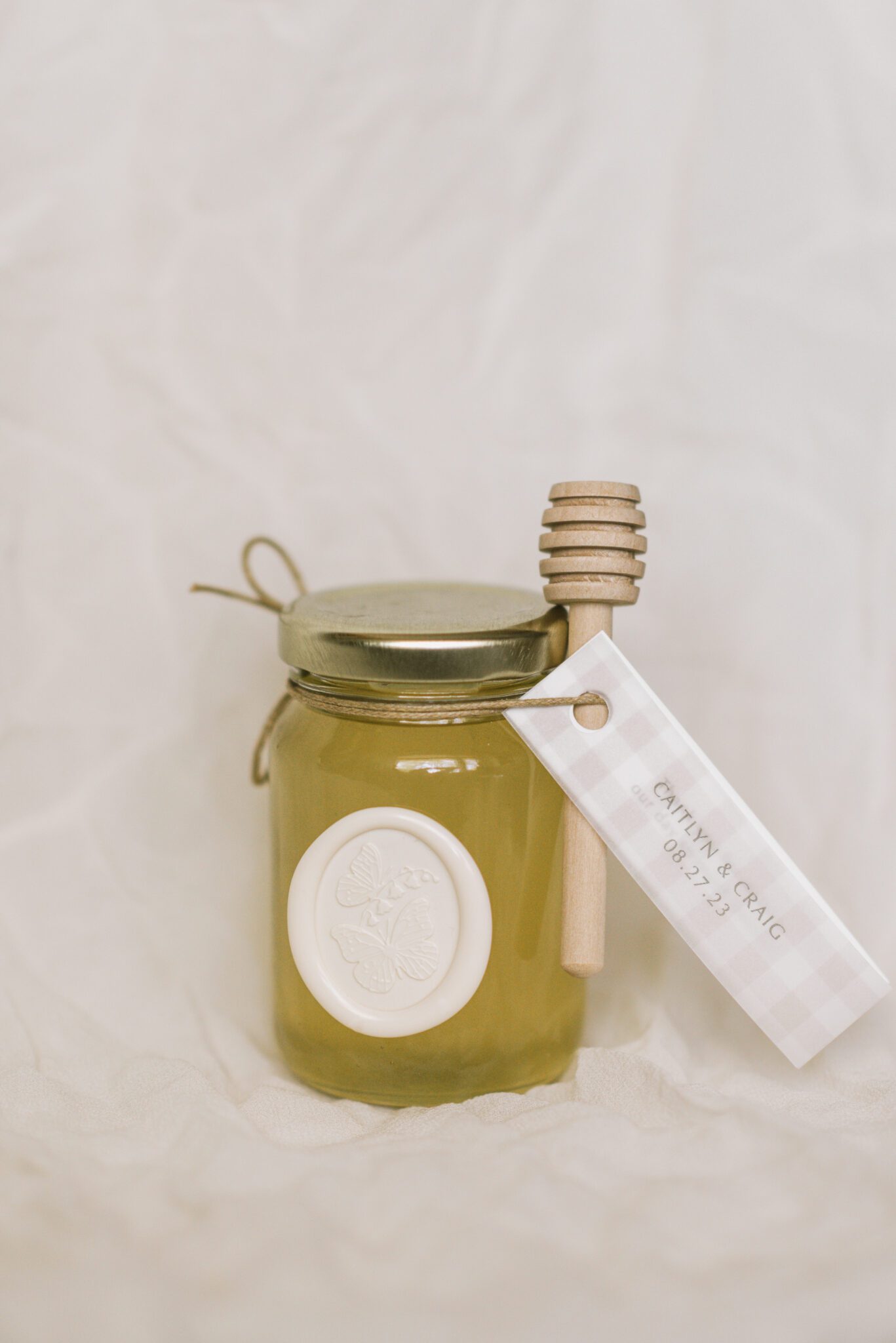 Beautiful Wax Seal on Jar of Honey, Wedding Favour Ideas and Inspiration